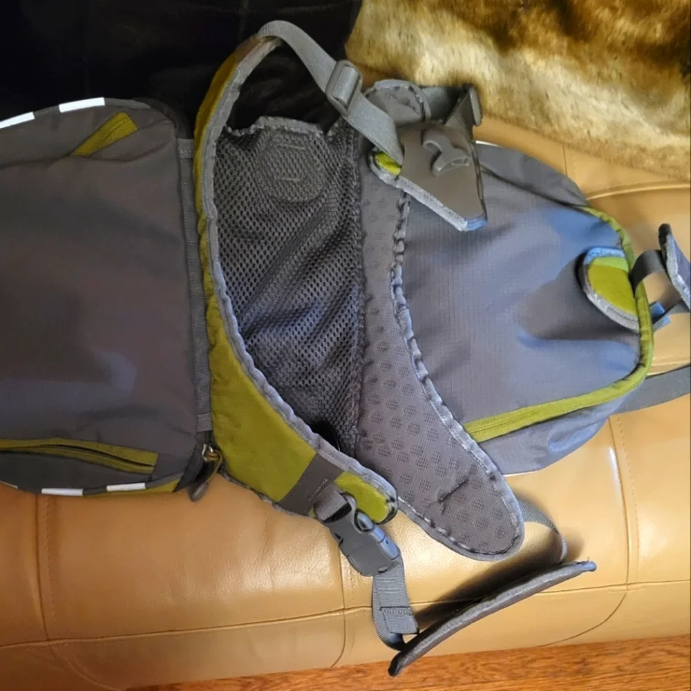 REI Pet Travel Backpack Harness